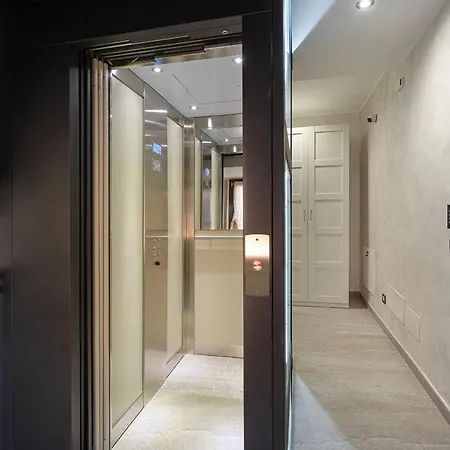 Brugnano Apartment
